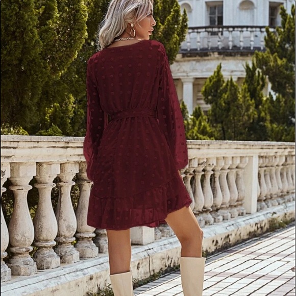 ❤️💜🔥🌺Absolutely Gorgeous Dress - Picture 3 of 12